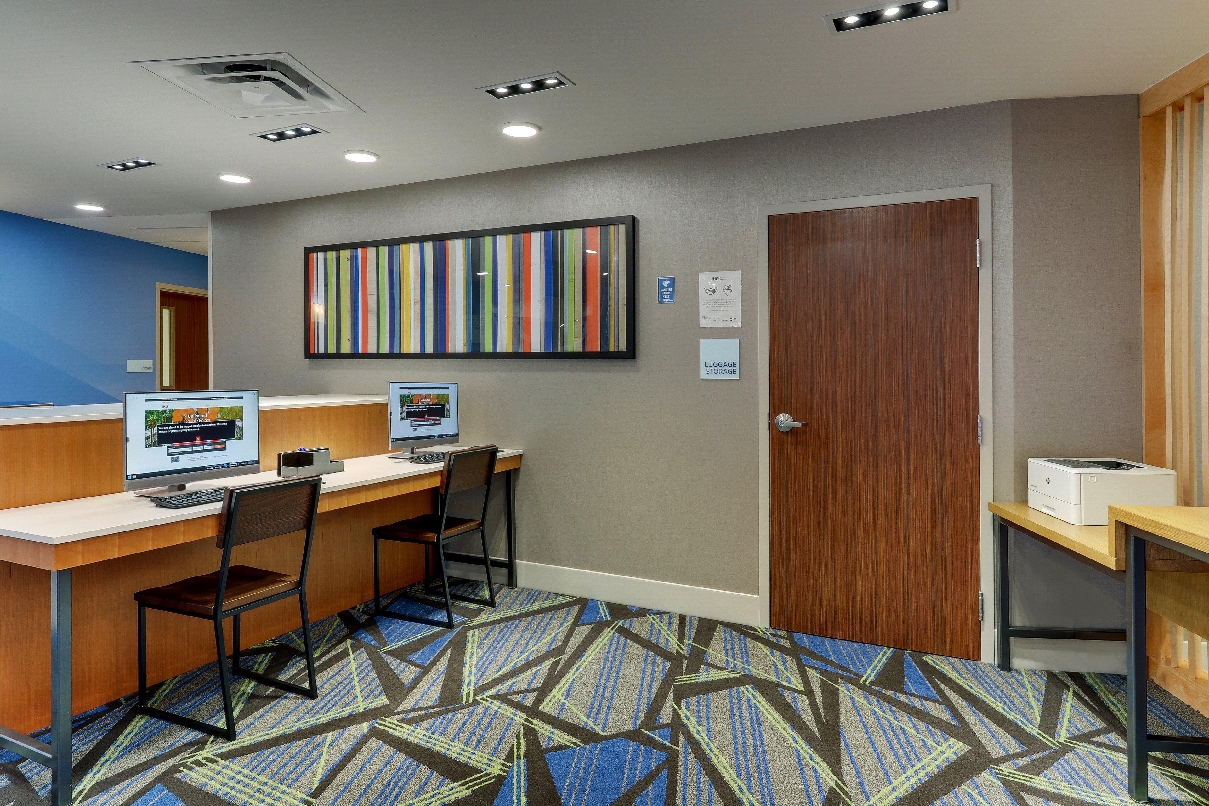 Holiday Inn Express & Suites Troy By Ihg Kültér fotó
